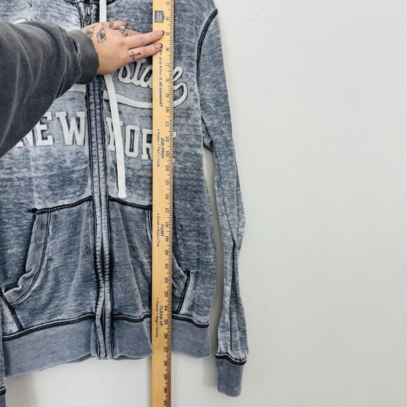 Aeropostale Gray Distressed Full Zip Sweater Women’s Size M - Picture 4 of 8